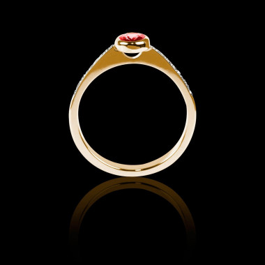 Bague Solitaire rubis forme ovale pavage diamant or jaune Moon