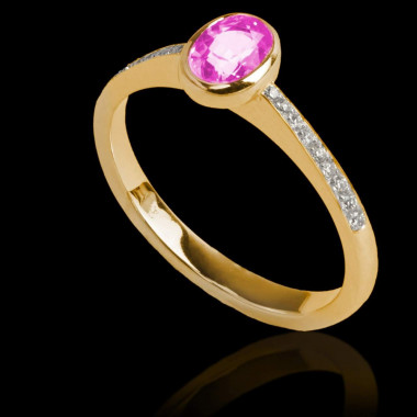 Bague de fiançailles saphir rose forme ovale pavage diamant or jaune Moon