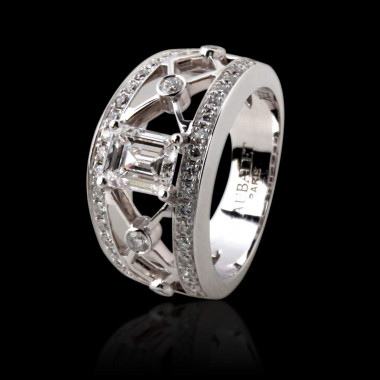 Bague de fiançailles diamant forme émeraude pavage diamant or blanc Régina Suprema 