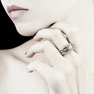 Bague diamant forme rond pavage diamant or blanc Régina Suprema 