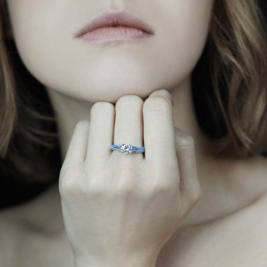 Bague diamant pavage saphir bleu or blanc Marie 